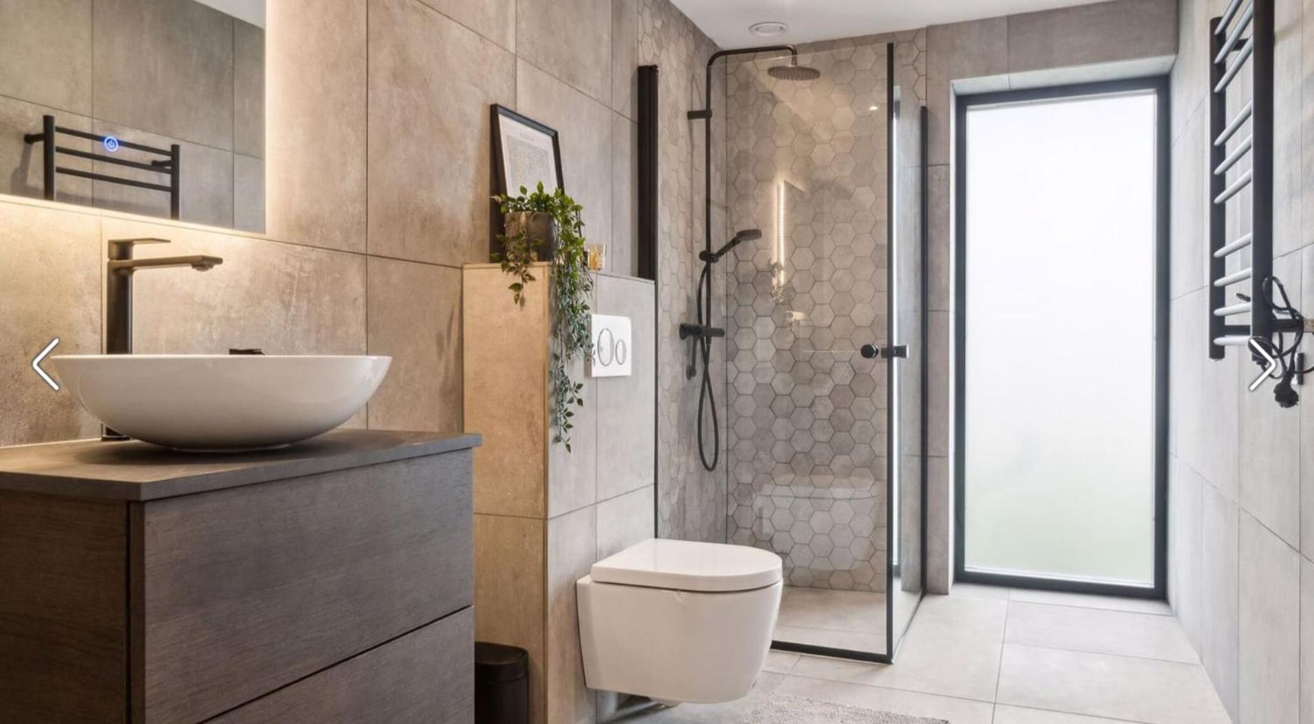 Bright, Quiet, Comfortable In A Luxury Homestay Horsens